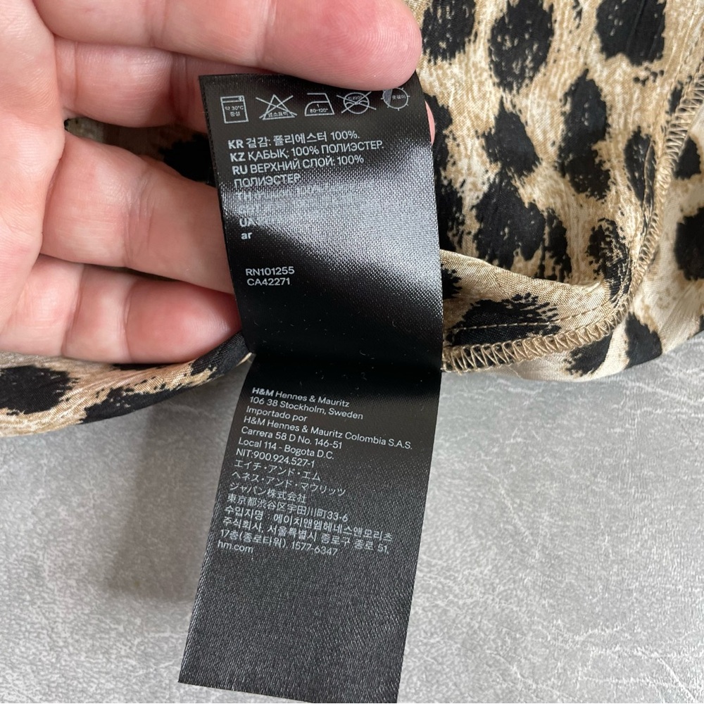 H&M Animal Print Long Sleeve Silky Wrap Dress - Picture 6 of 7